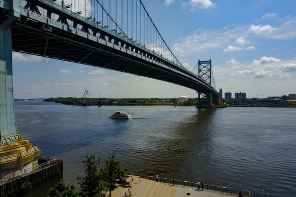 A suspension bridge across the Delaware River connecting Philadelphia, Pennsylvania, and Camden, New Jersey.